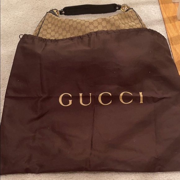 Authentic Gucci handbag ❤️❤️ - Picture 8 of 13